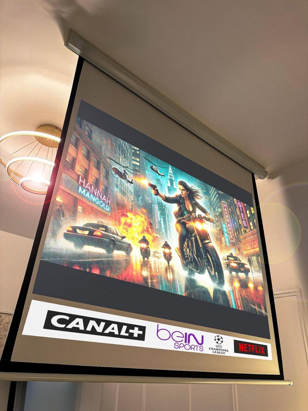 Balneo & Cinema Suspendu - 14eme Parigi