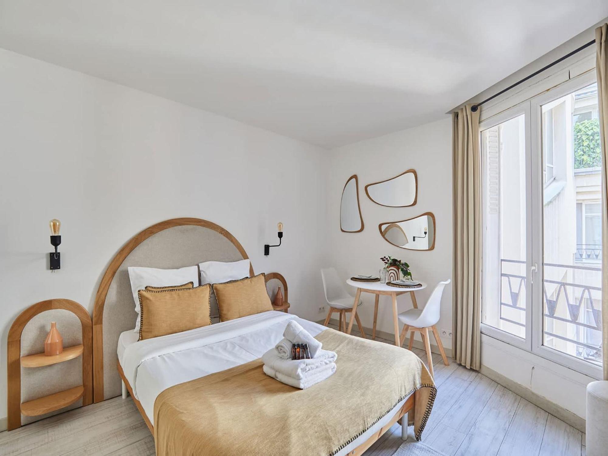 Montaigne Champs Elysees Parigi