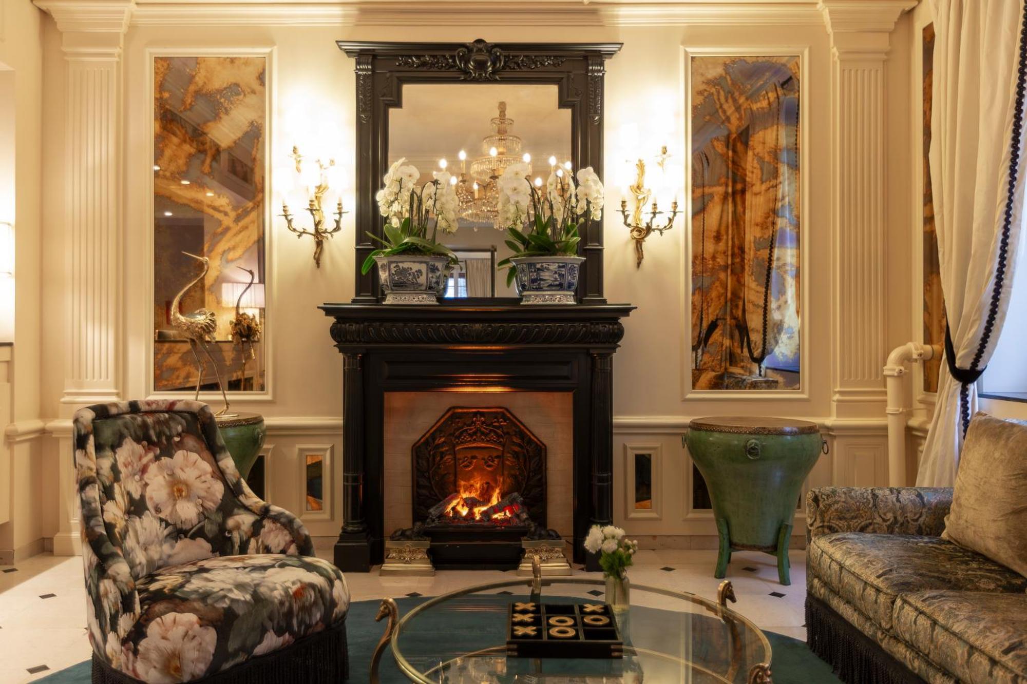 Hotel West-end 4*