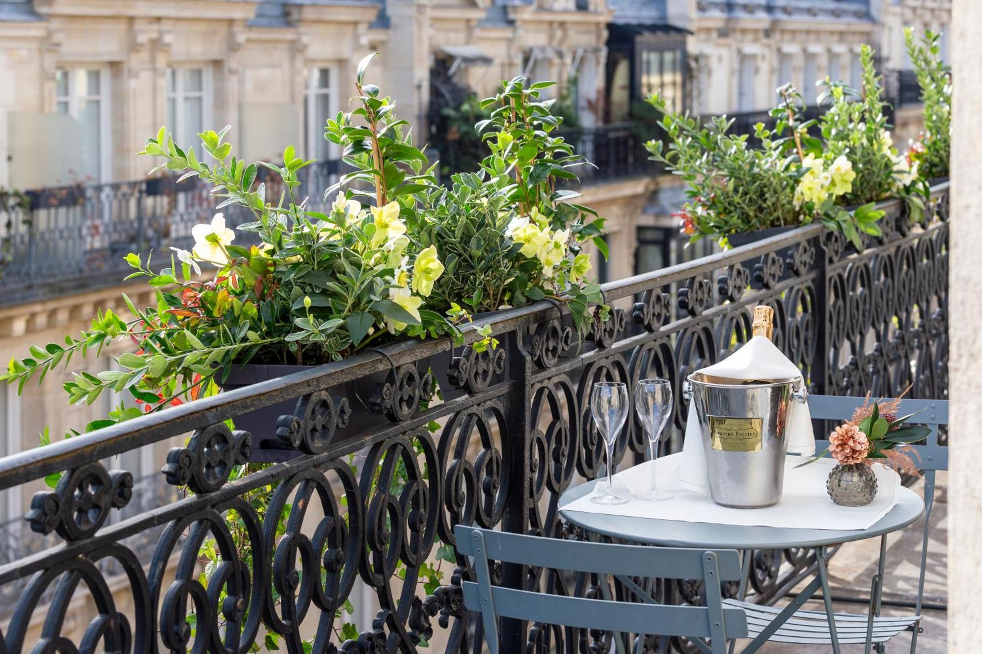 West-end Hotel Paris