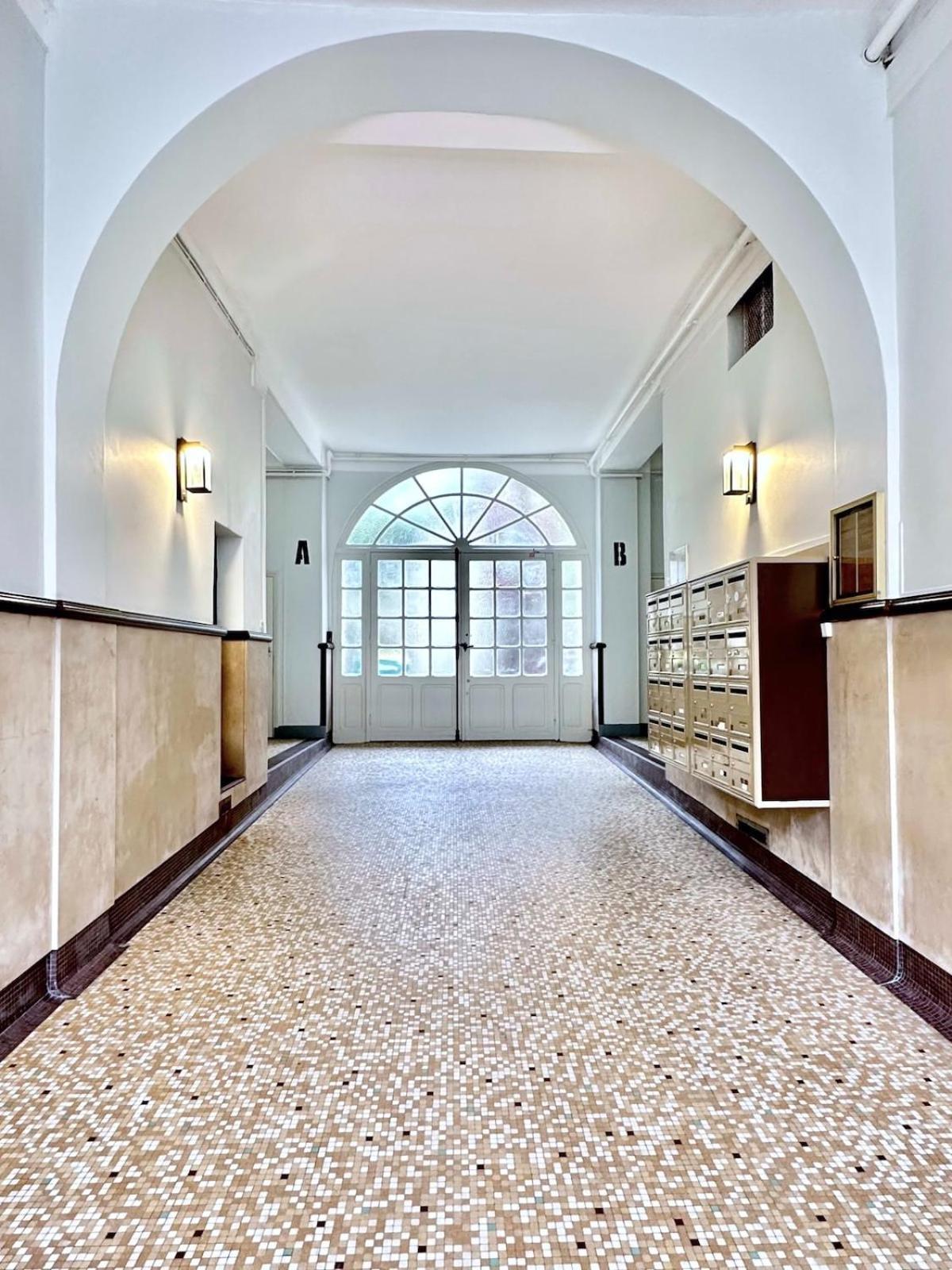 Beautiful Near Grands Boulevards Parigi