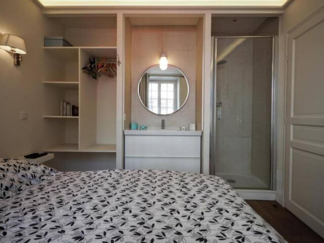 Louvre Bourse Center Apartment Paris