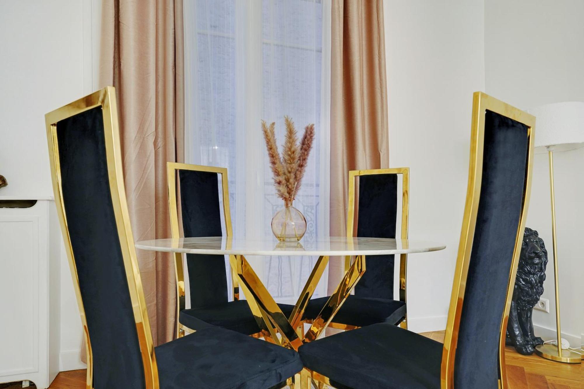 Appartamento Prestigieux 2 Pieces Champs-elysees George V