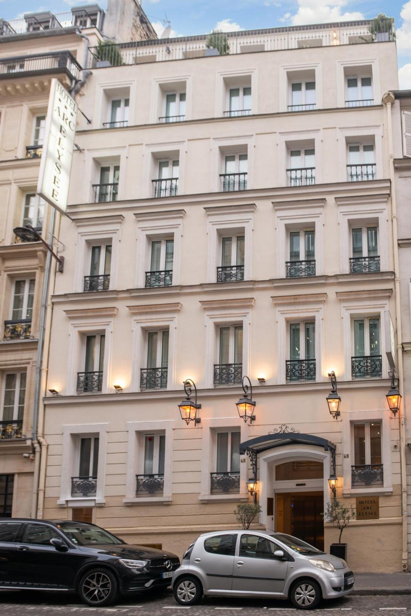 Hotel Arc Elysées Parigi