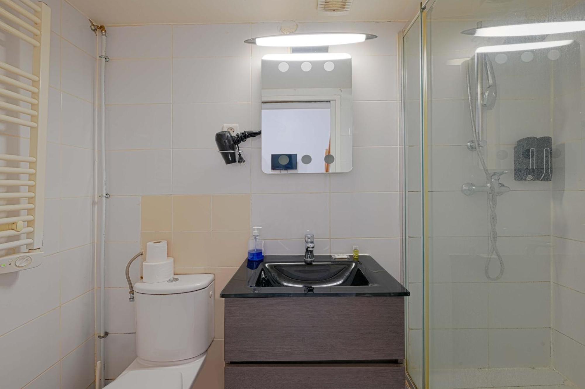 Studio Cosy Pour Trois Au Coeur Du Marais Appartamento *