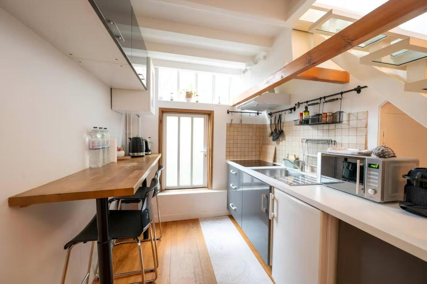Cozy Artist Loft