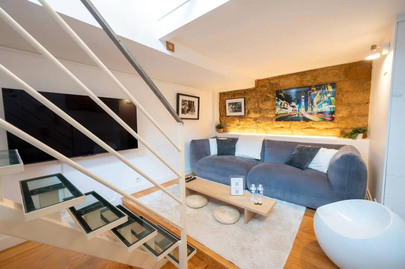Cozy Artist Loft Appartamento Parigi