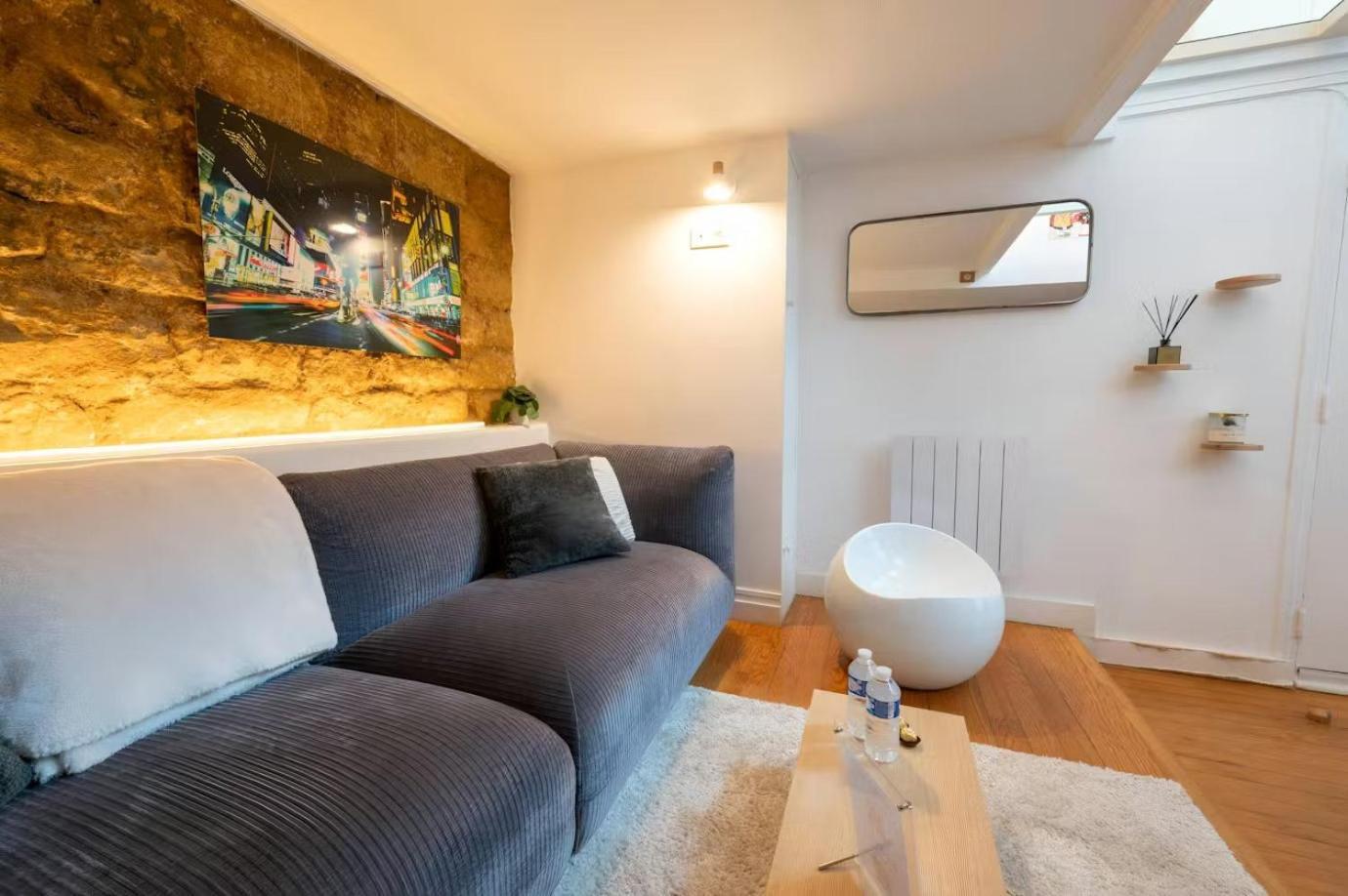 Cozy Artist Loft Parigi