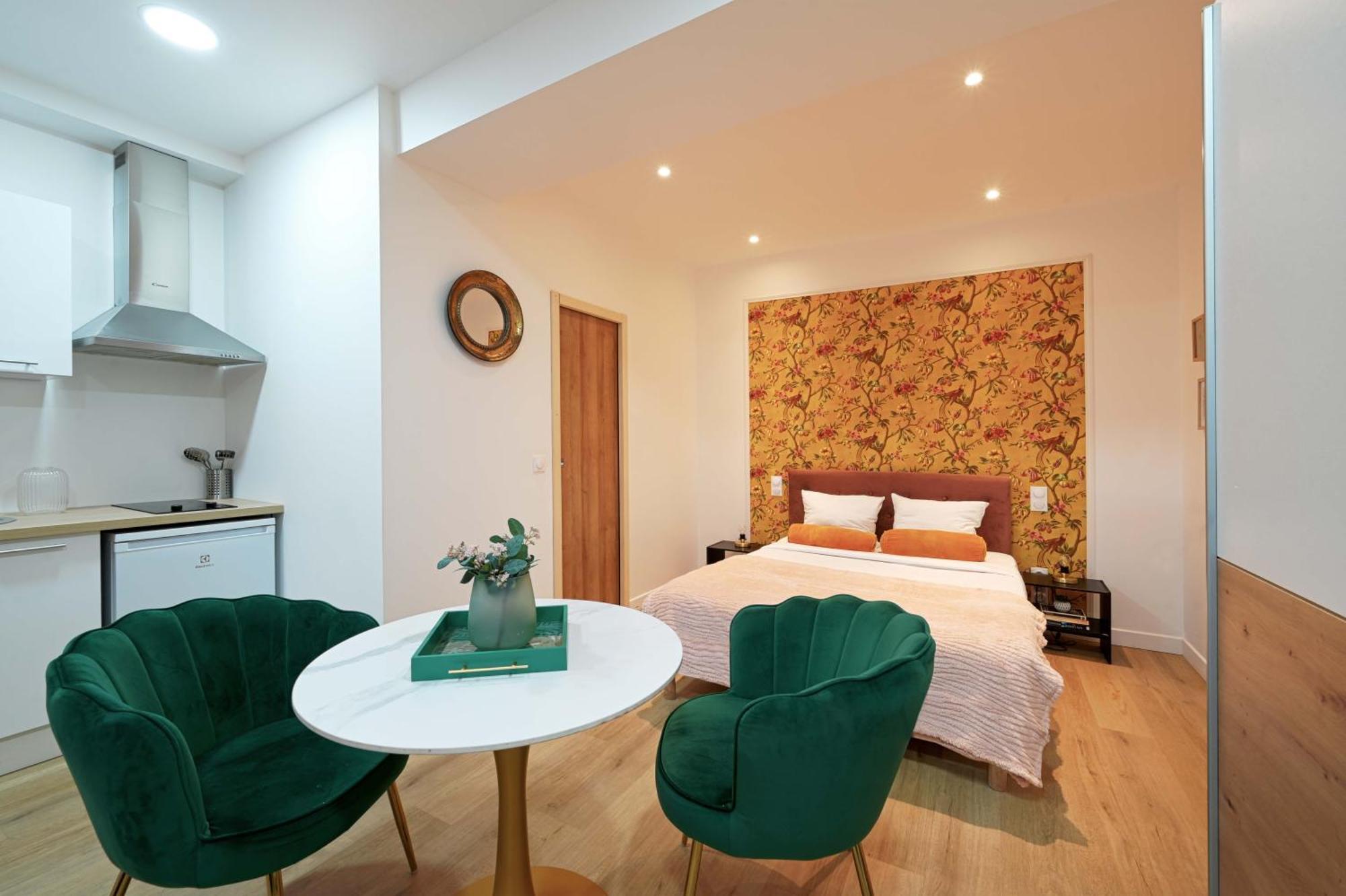 Moderne En 2eme Arrondissement Appartamento Parigi