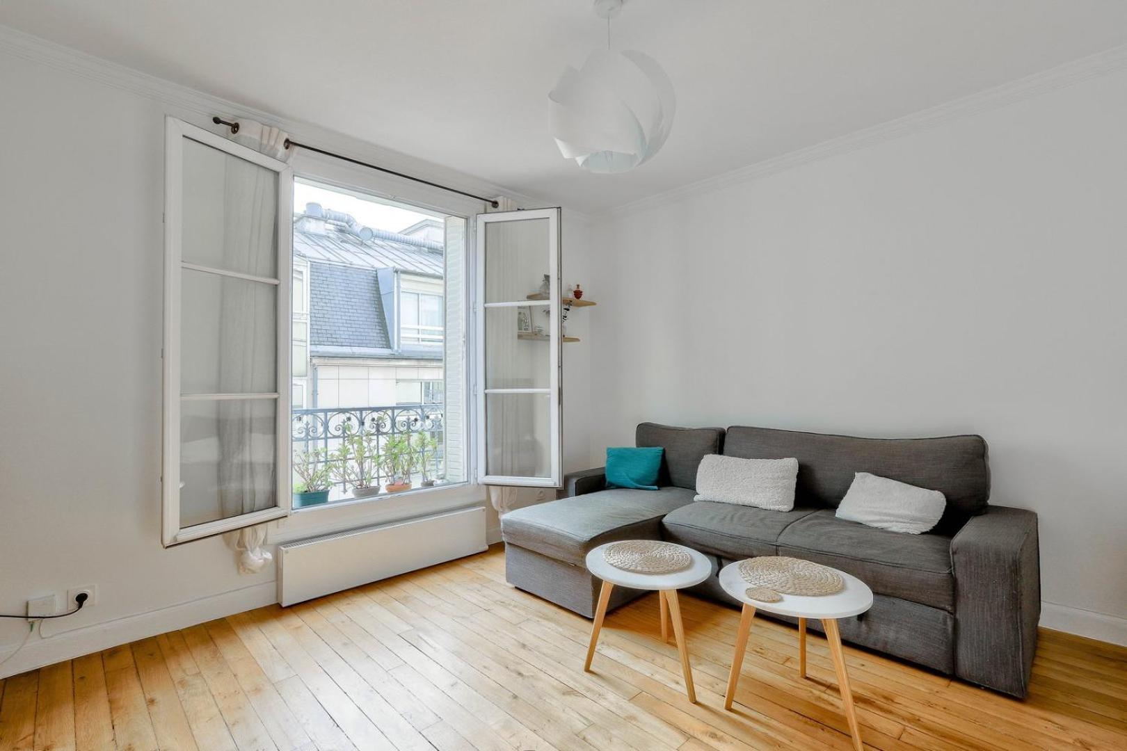 Cosy En Plein 11eme Arrondissement Apartment