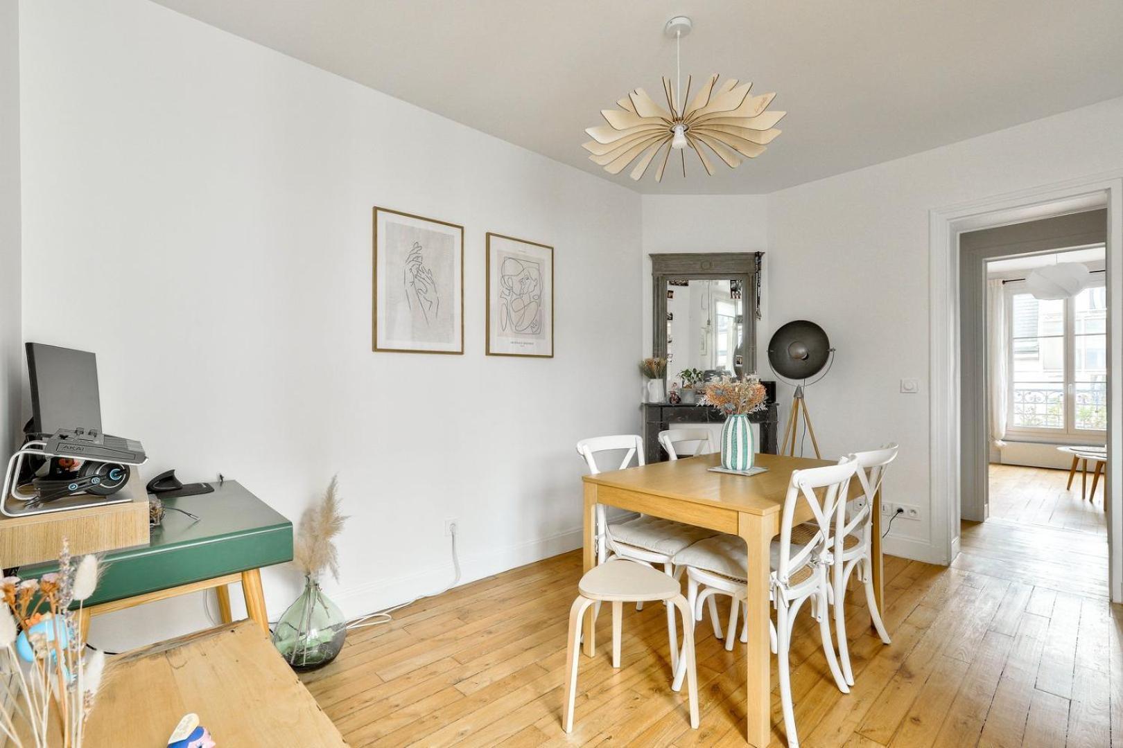 Cosy En Plein 11eme Arrondissement Parigi