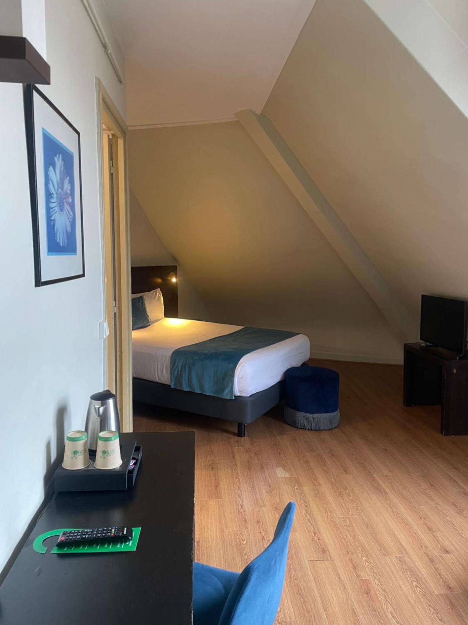 Hotel Lennon By Avalon Gare Du Nord Parigi