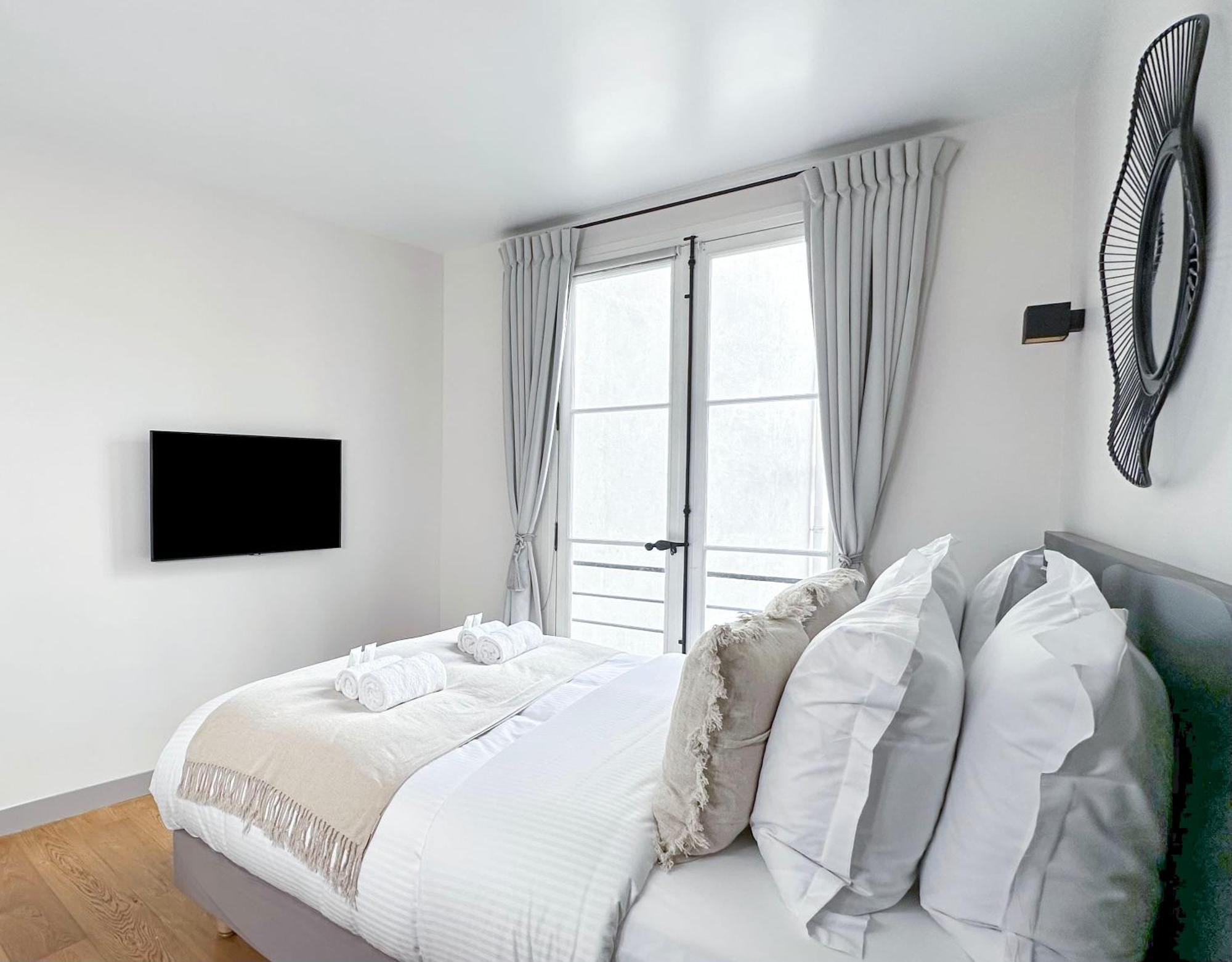 Luxembourg Garden Family Flat Delight Parigi