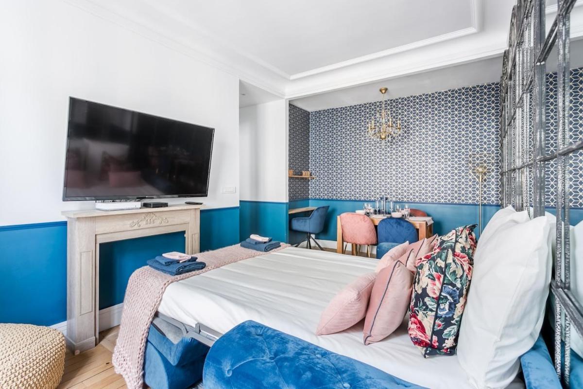 V3 Vibrant Luxurious Steps From Trocadero Appartamento