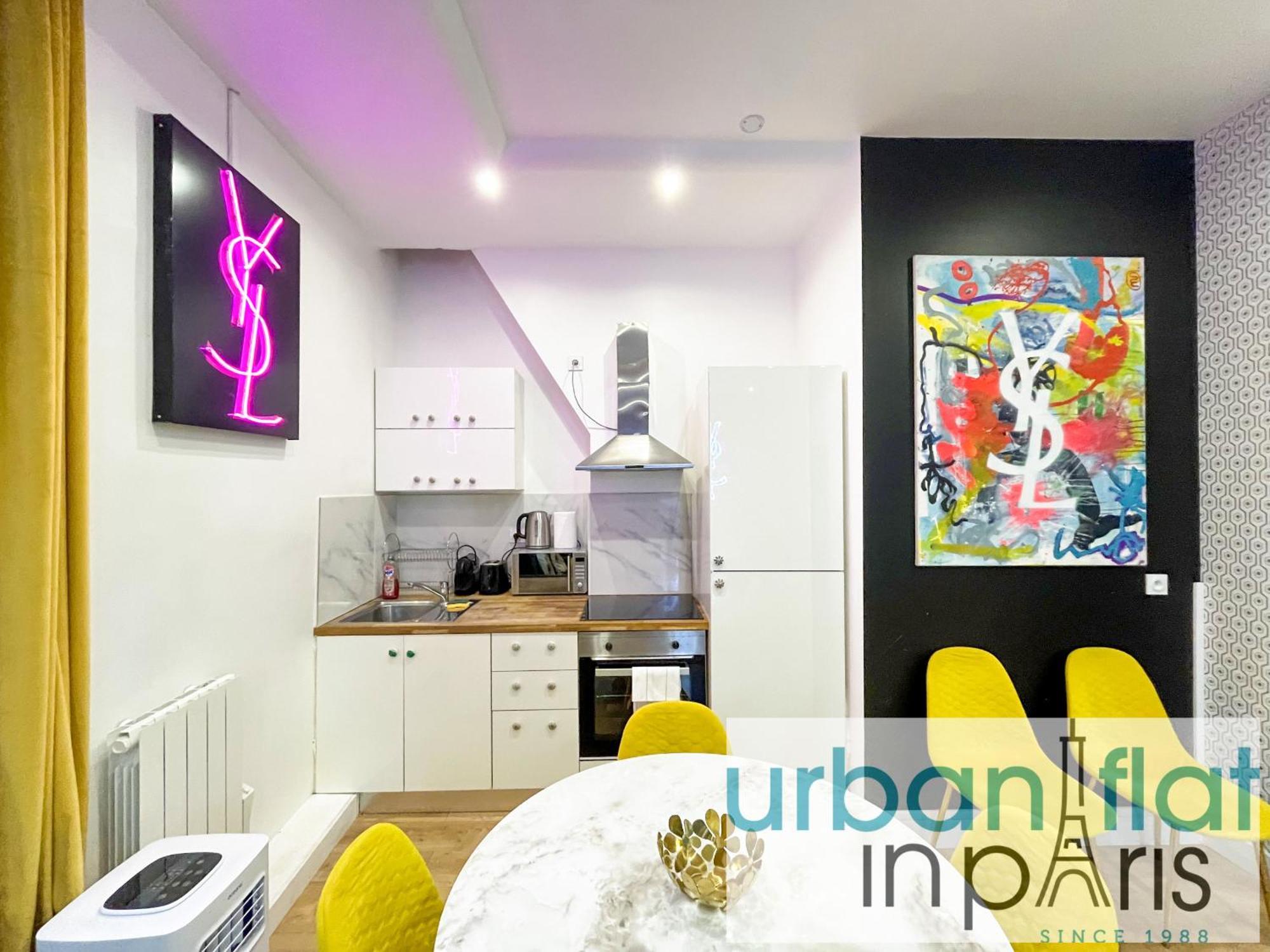 156 - Urban Ysl Flat In Montorgueil *