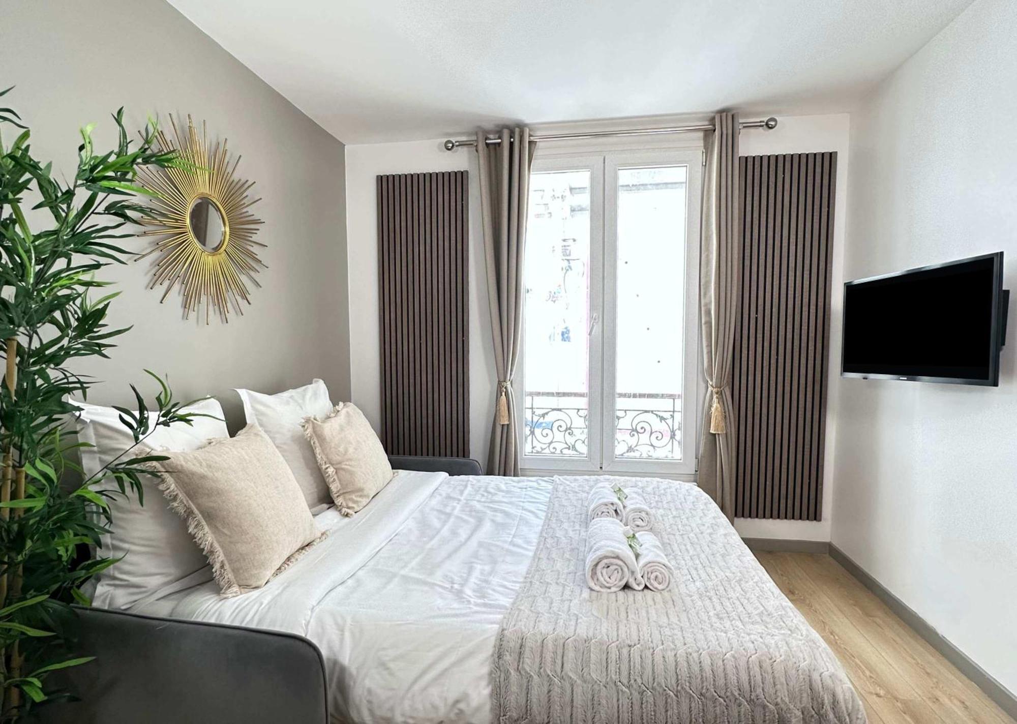 Apartment Comfortable Family Flat In Paris