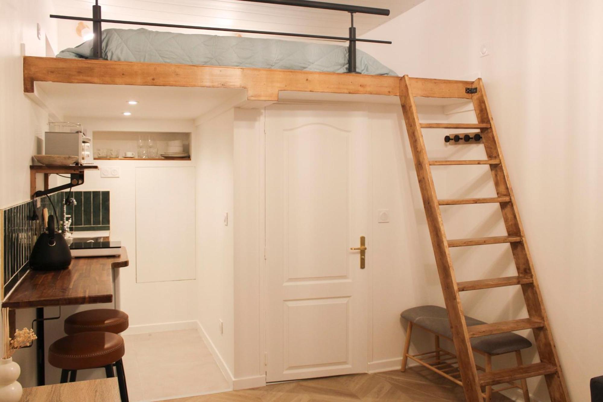 Appartamento Charming Of 15 M2 In The 10th