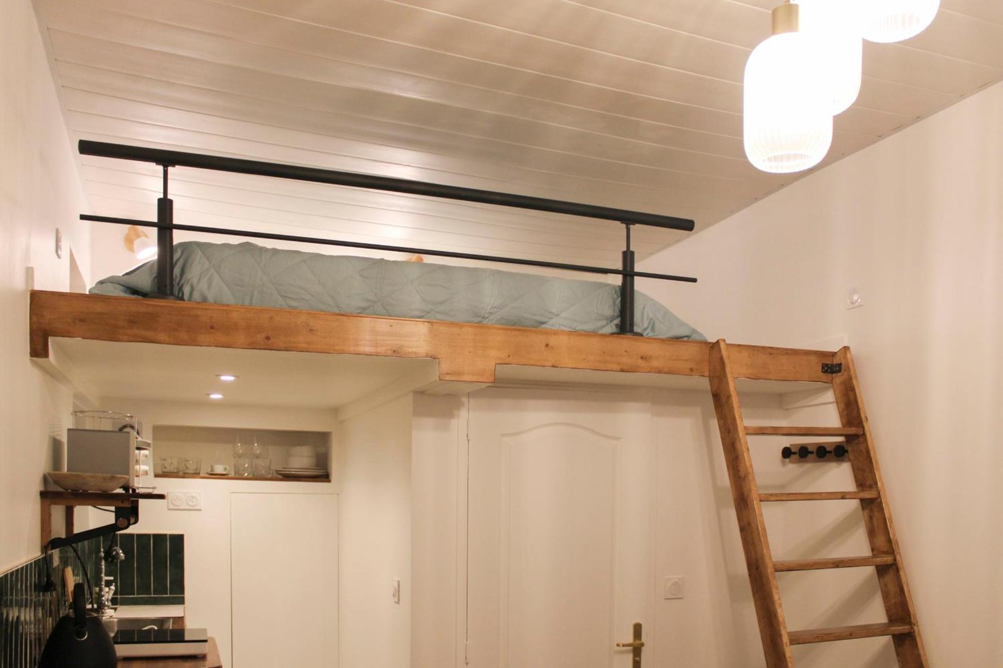 Charming Of 15 M2 In The 10th