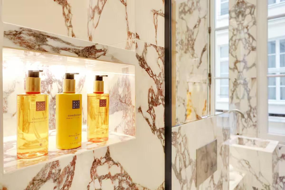 L'elixir * Parigi