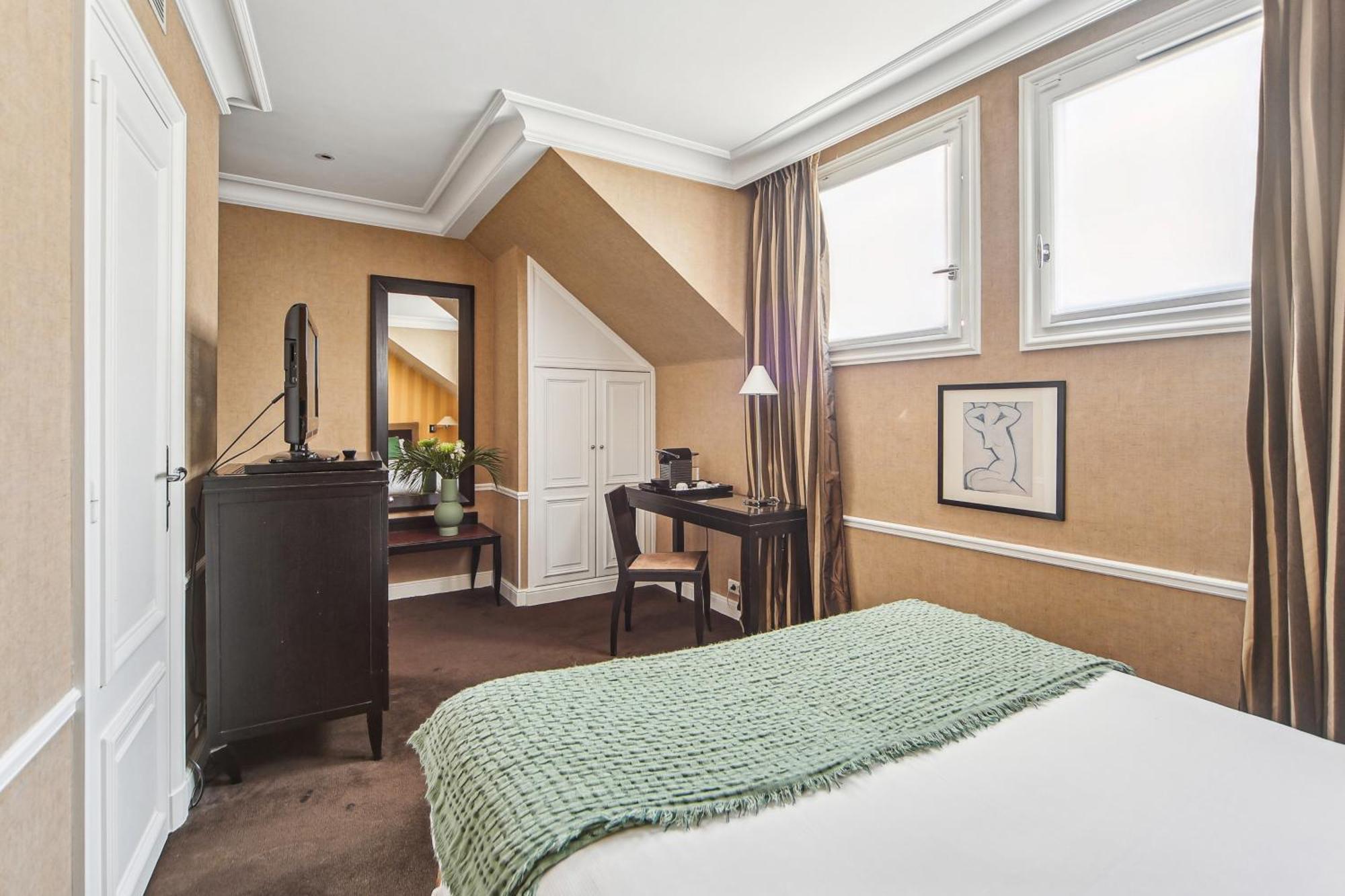 Hotel Victoires Opera Parigi