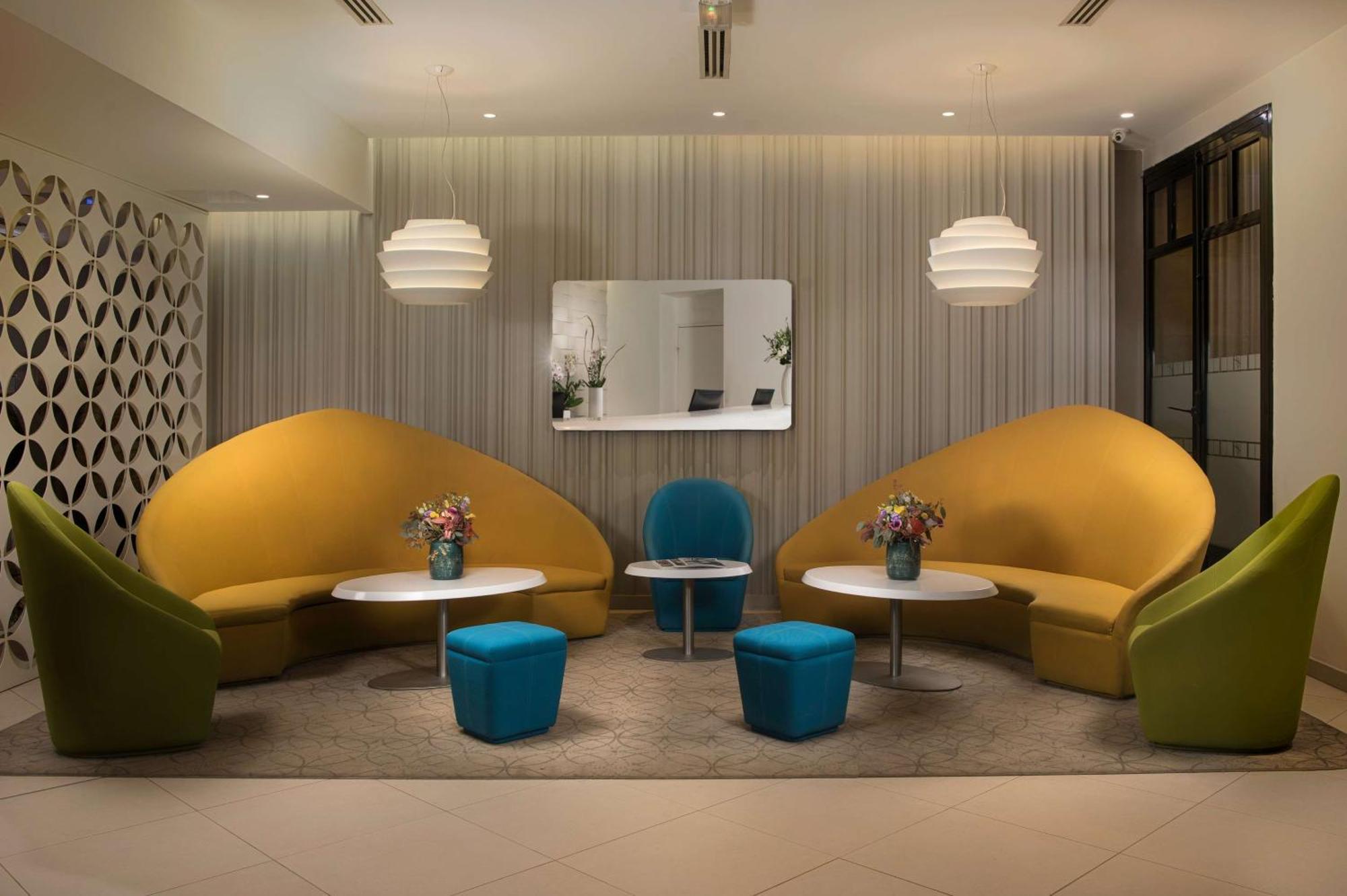 Hotel Nh Gare De L'est 4*