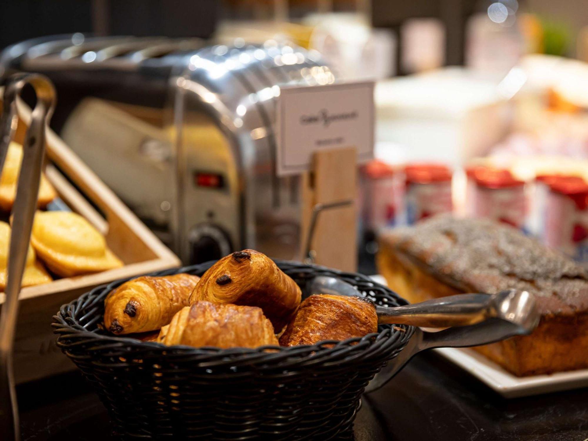Ibis Daumesnil Porte Doree Paris