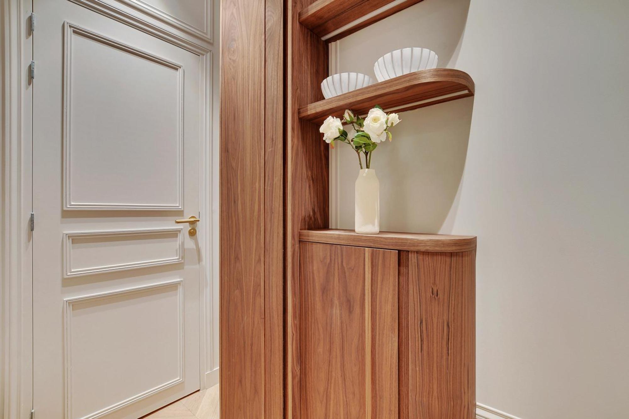 Apartment Maison Galante's With Services In La Madeleine - Opera *