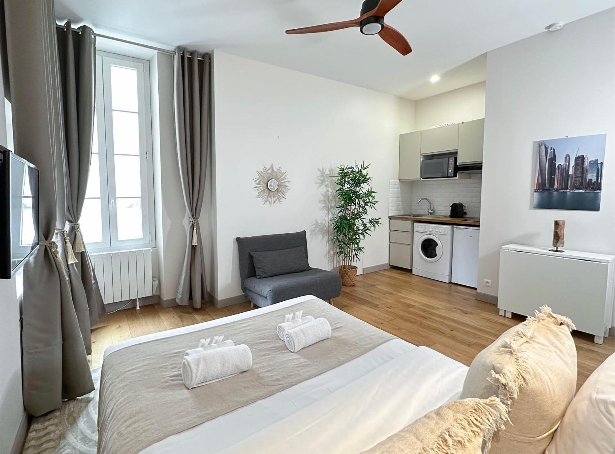Spacious In Saint-germain-des-pres * Parigi