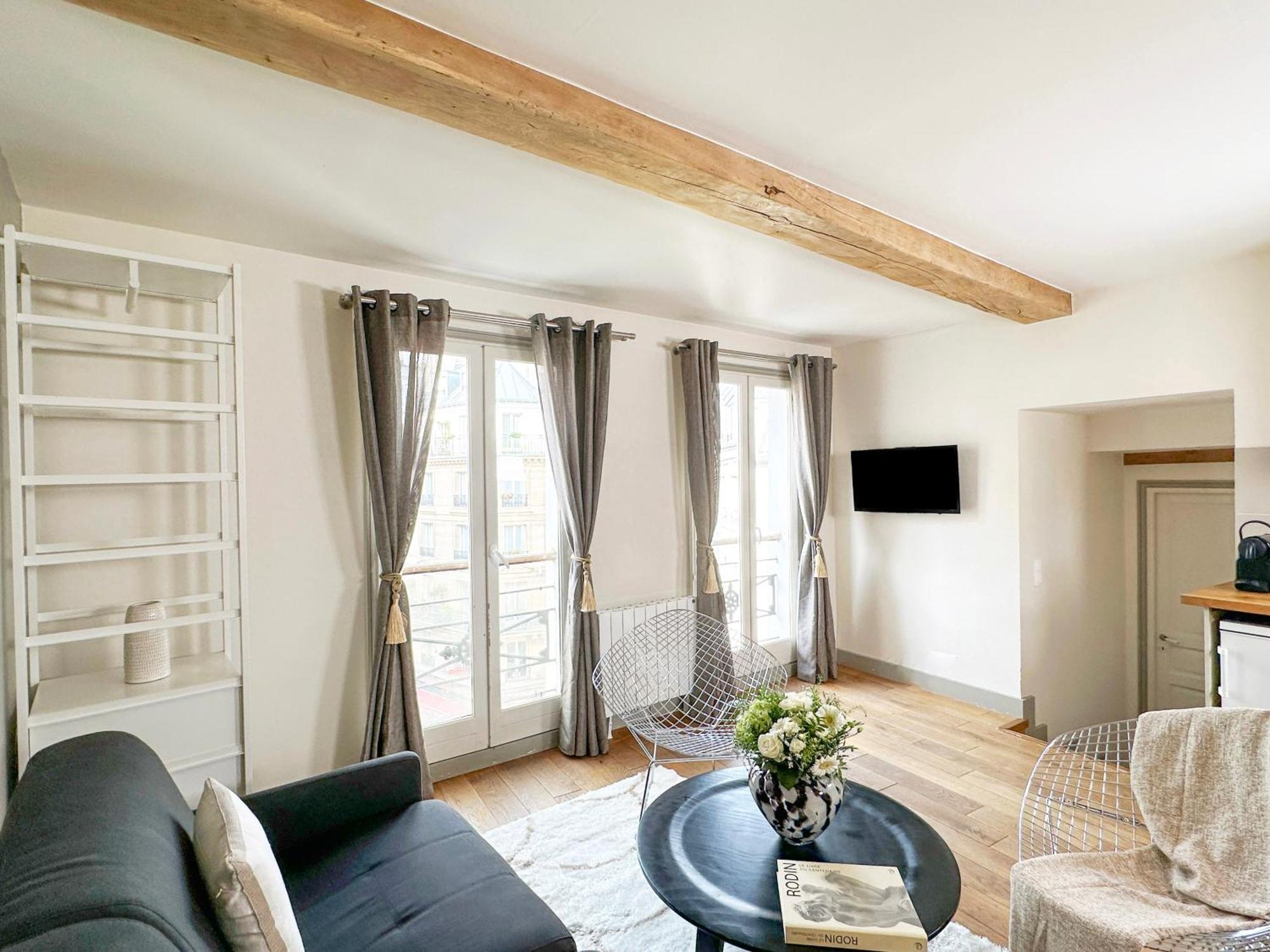 St Michel Apartment