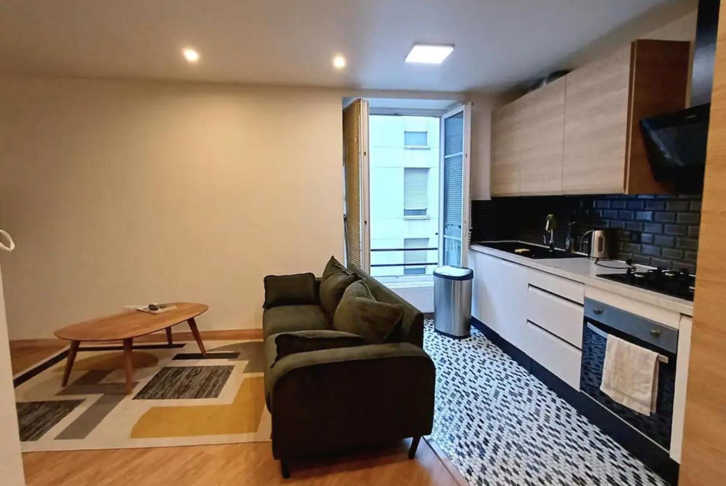 Moderne 2 5 Voyageurs Appartamento Parigi