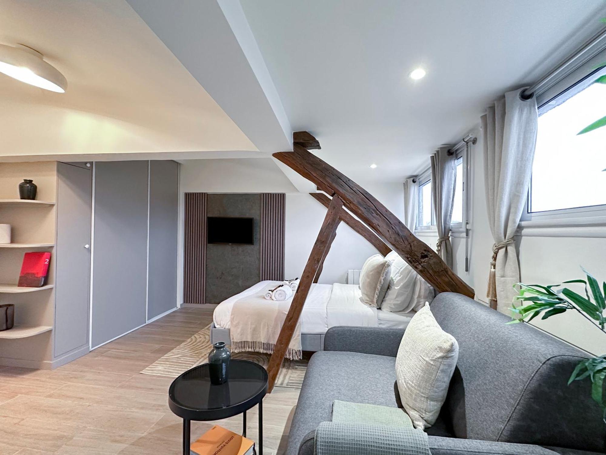 Brand New Near La Madeleine ! Apartment Paris