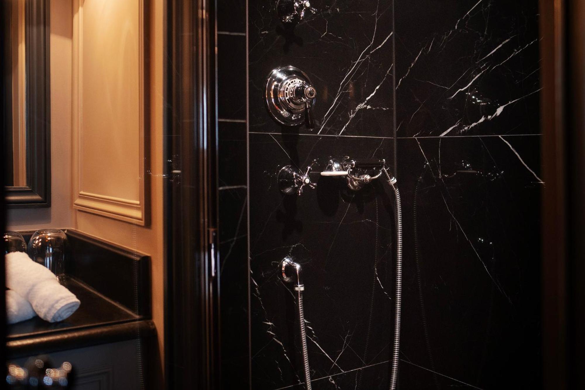Maison Athénée Hotel Parigi