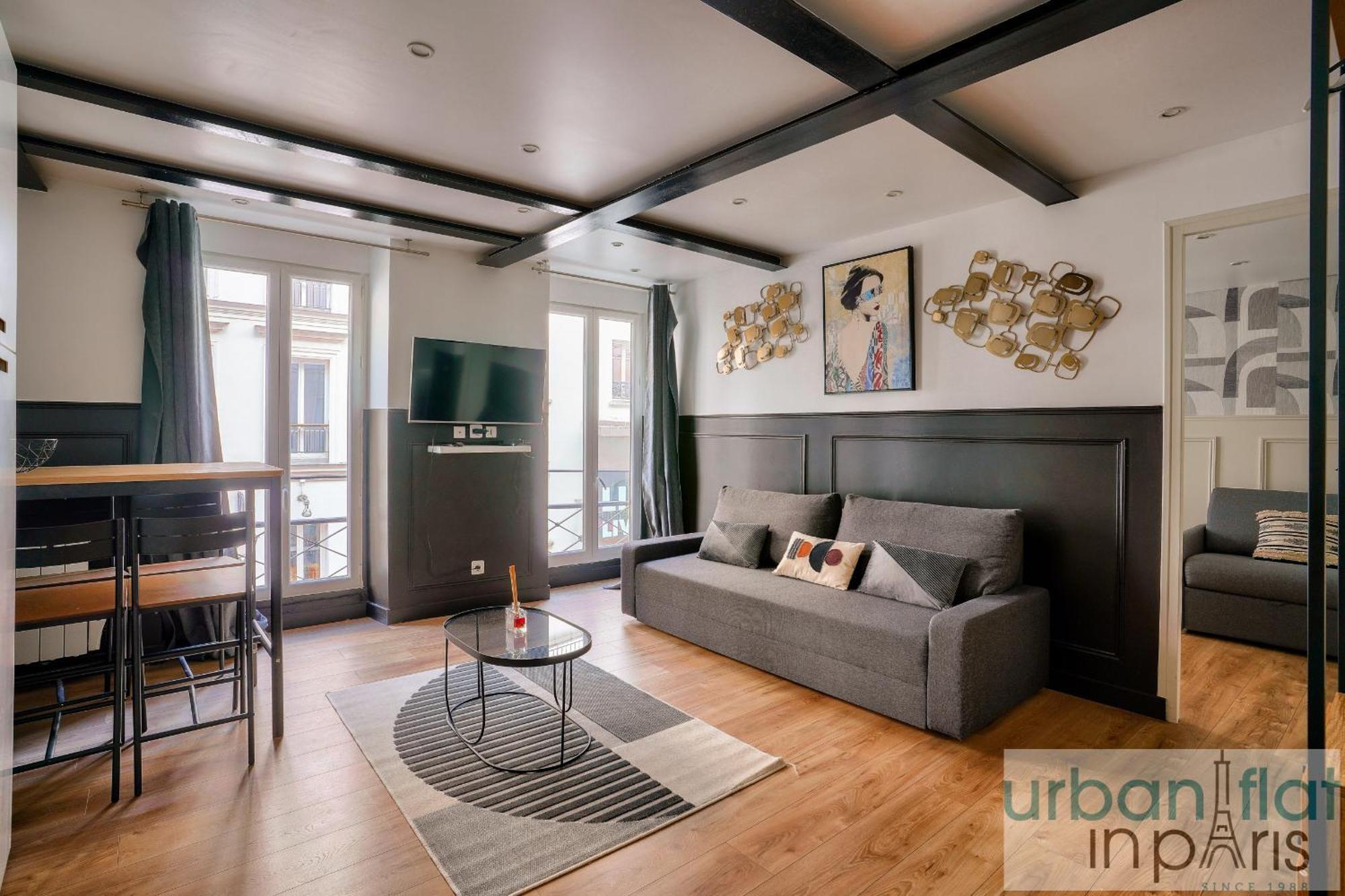 Appartamento 13 Luxury Flat Eiffel Design 2 *