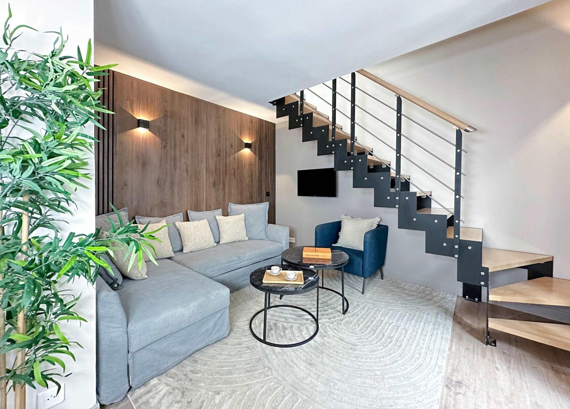 Apartment Stylish & Chic Duplex Near Eiffel Tower Paris