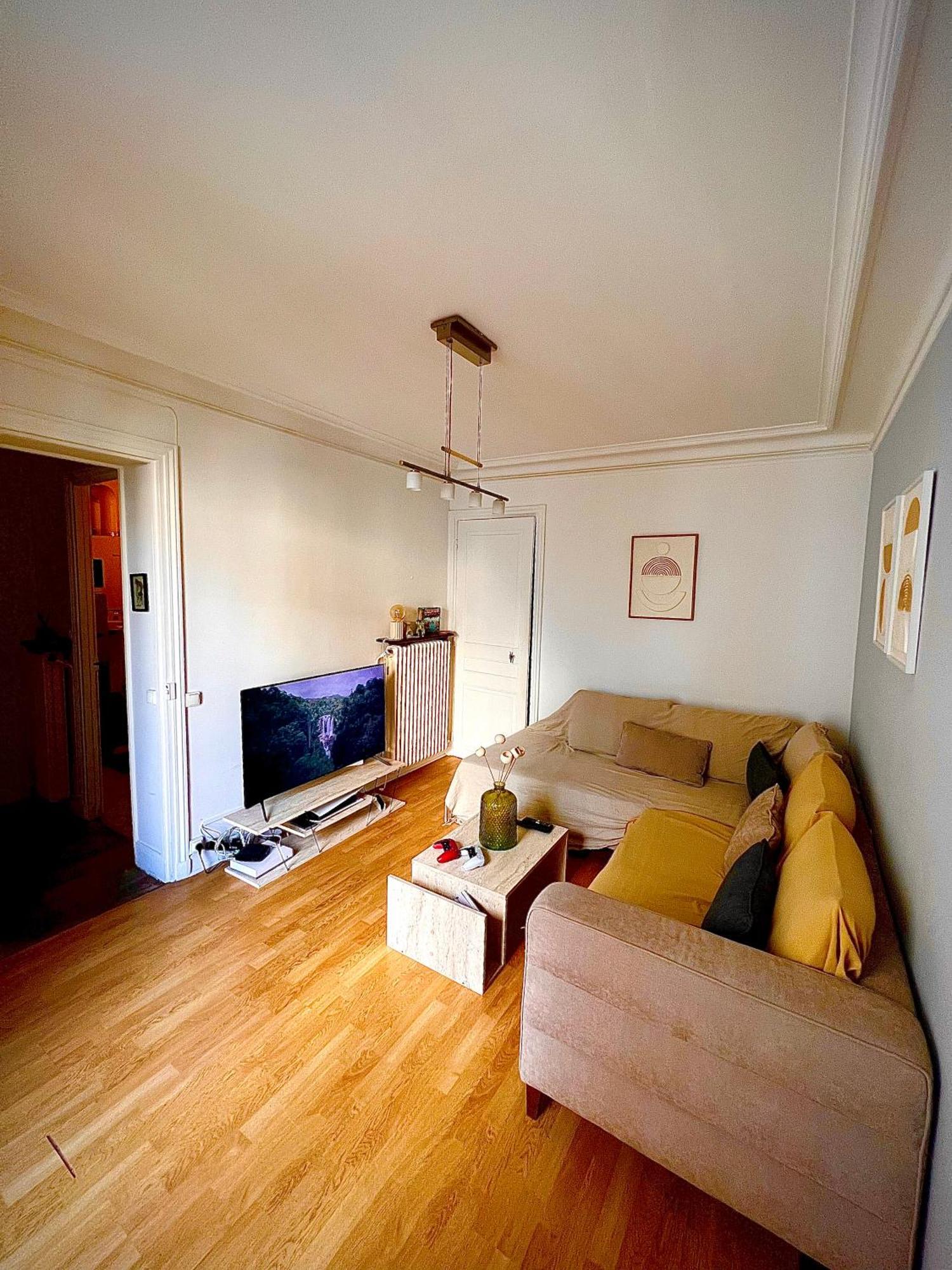 Charming And Cosy