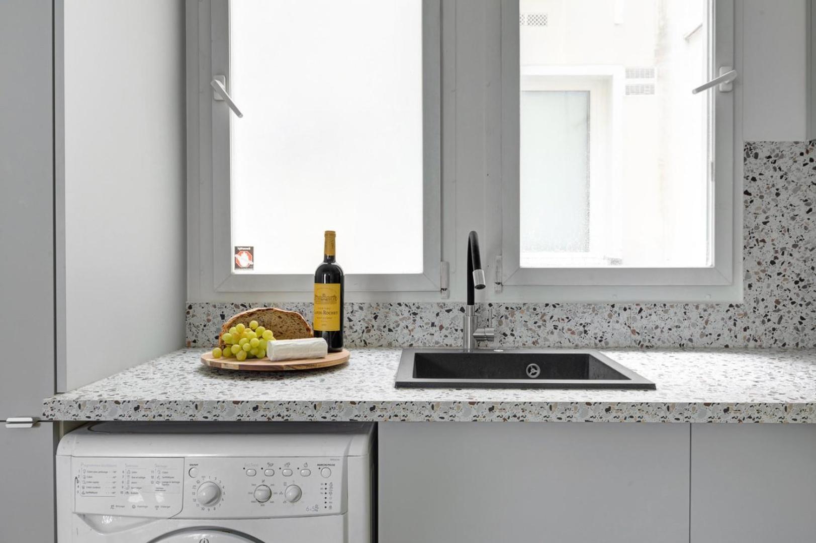 Appartamento La Plume A Haven Of Peace In Montorgueil