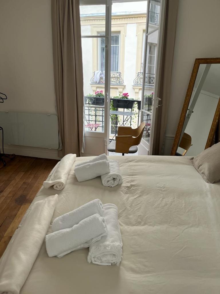 Aux Terrasses De La Lune Apartment *