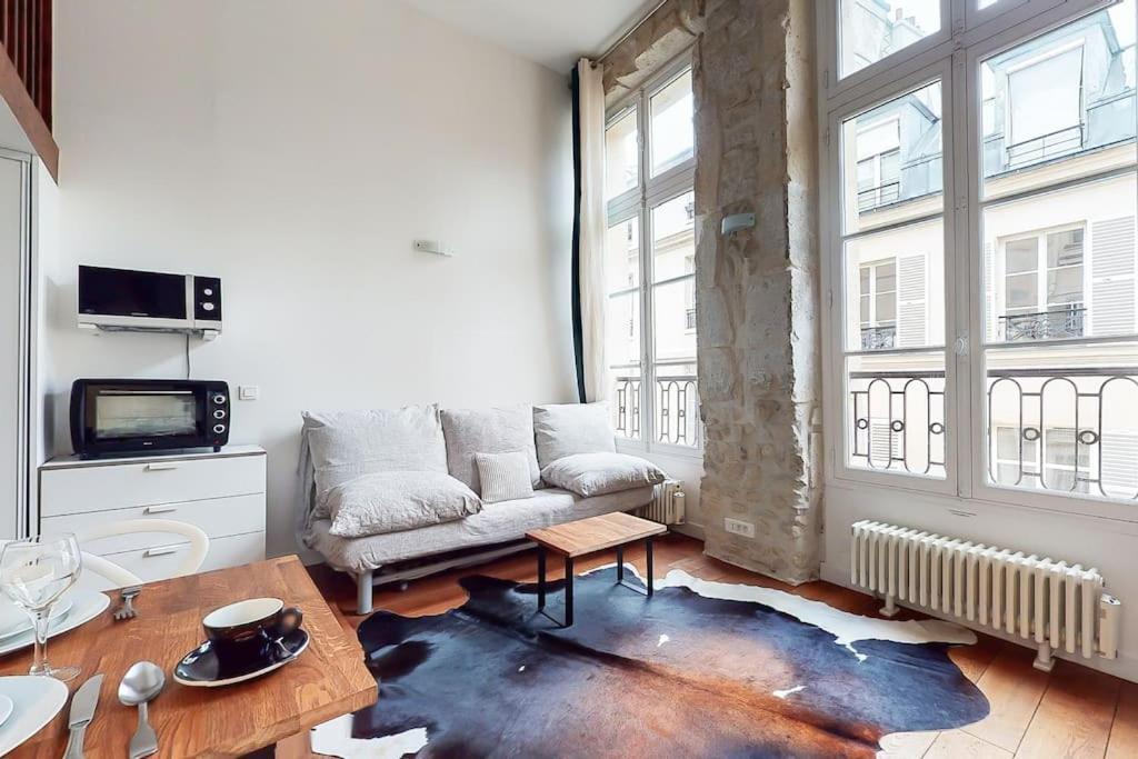 Chez Gustave: Clim Calm,saint Paul Marais, 2guests
