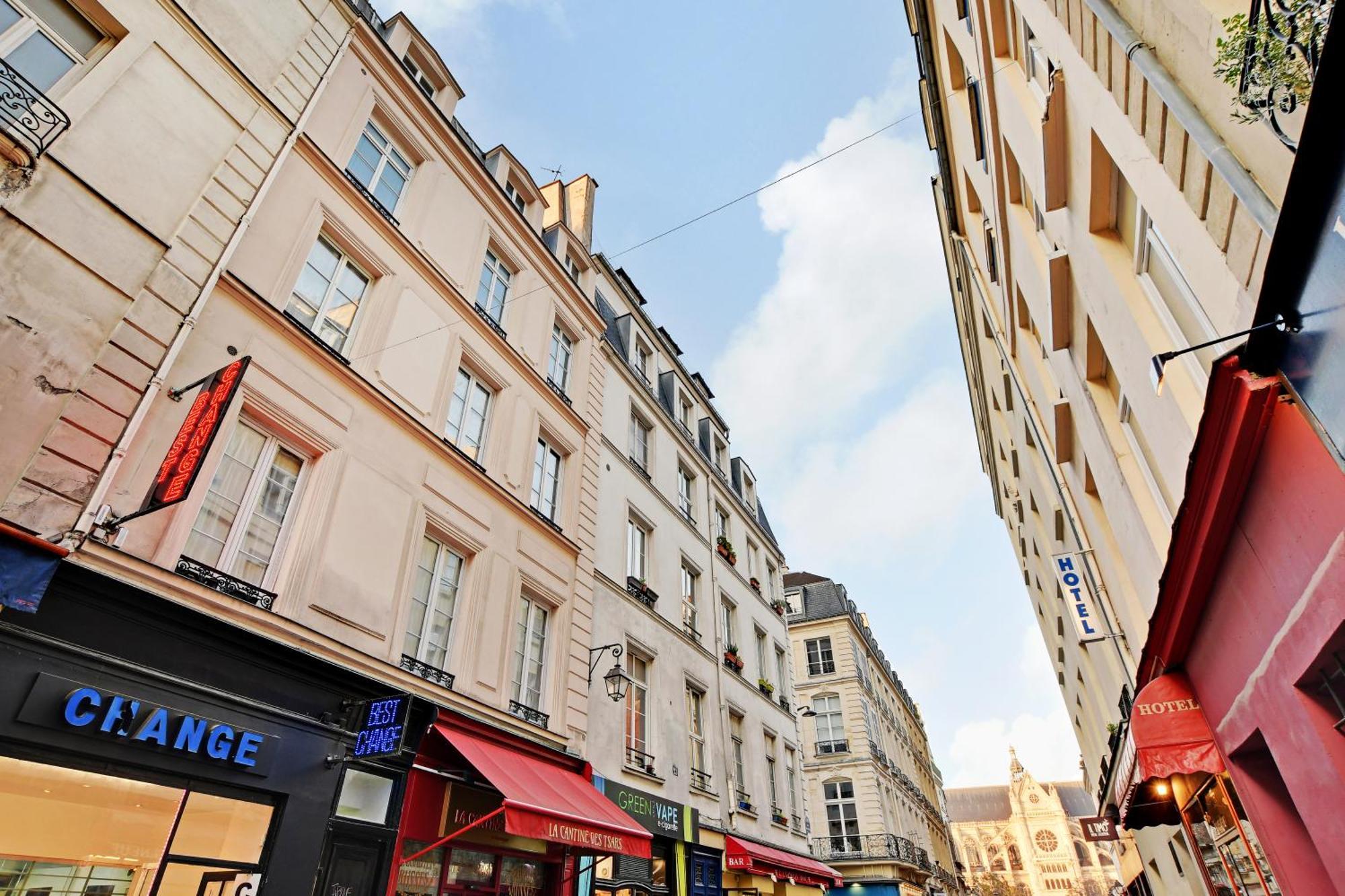 Pick A Flat's Apartements In Louvre-rivoli - Rue Du Roule