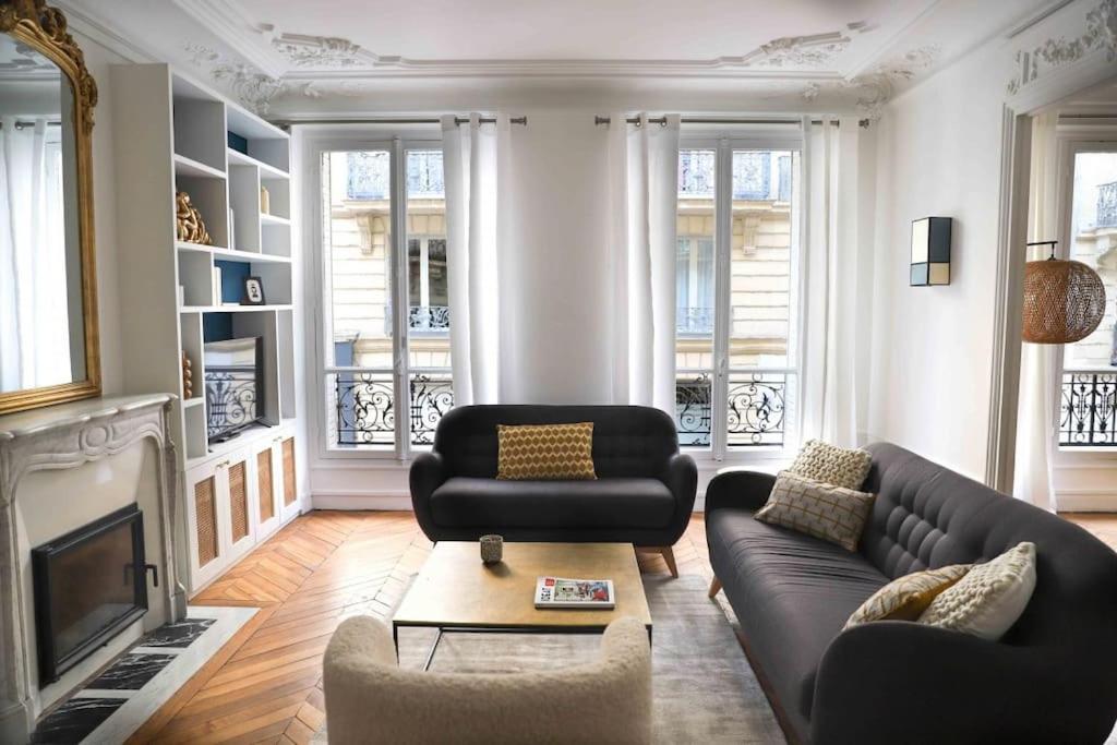 Appartamento Charming 3 Bedroom Haussmannien In 17th *