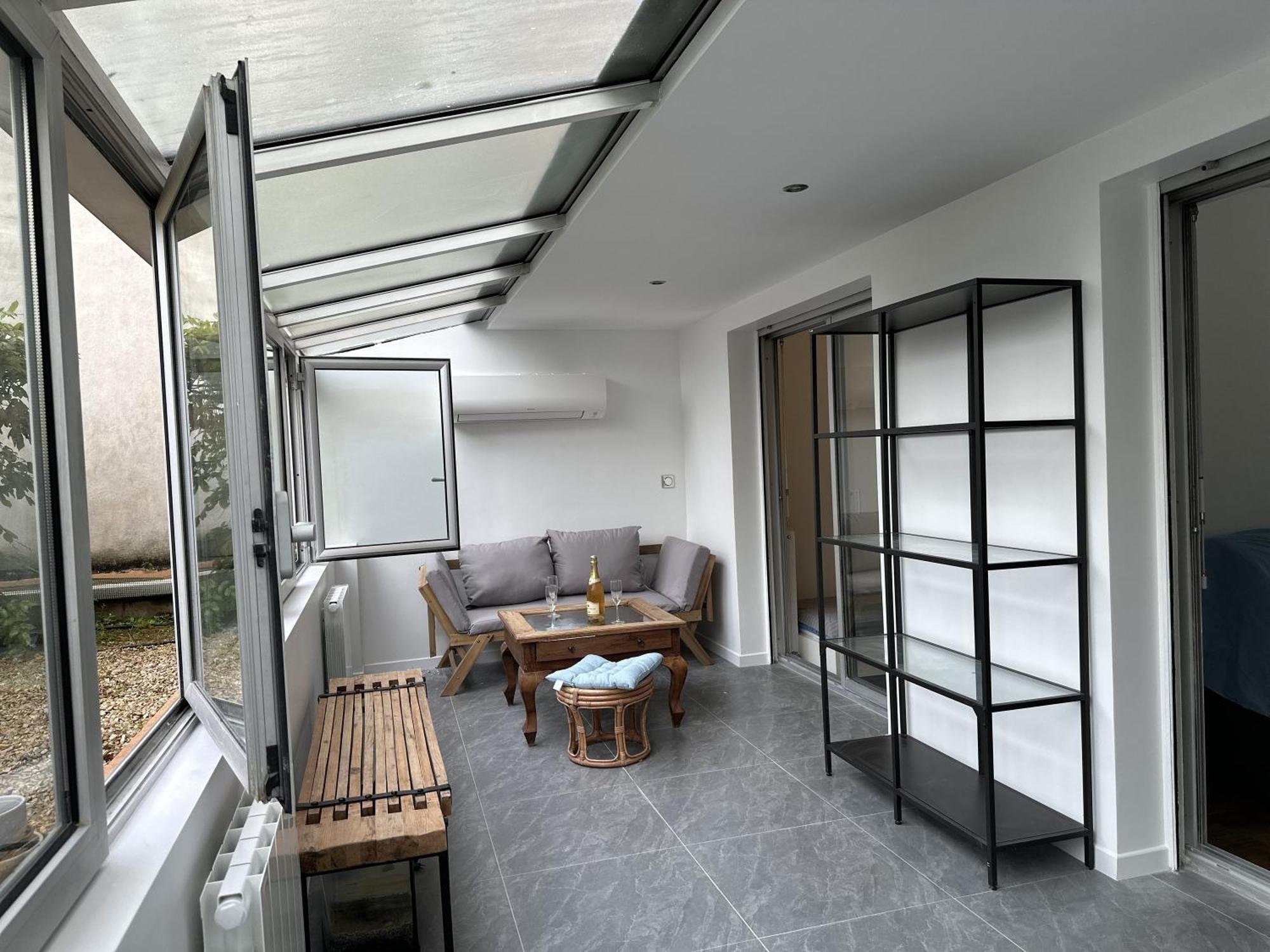 Expo Cosy Appt T5 Avec Jardin Appartamento