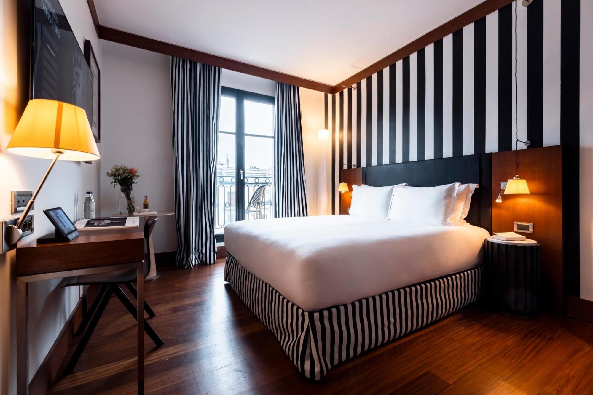 Radisson Blu Champs-elysées, Hotel Parigi
