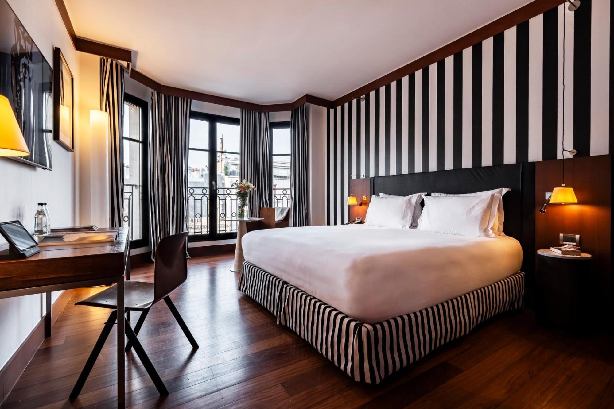 Hotel Radisson Blu Champs-elysées, Parigi