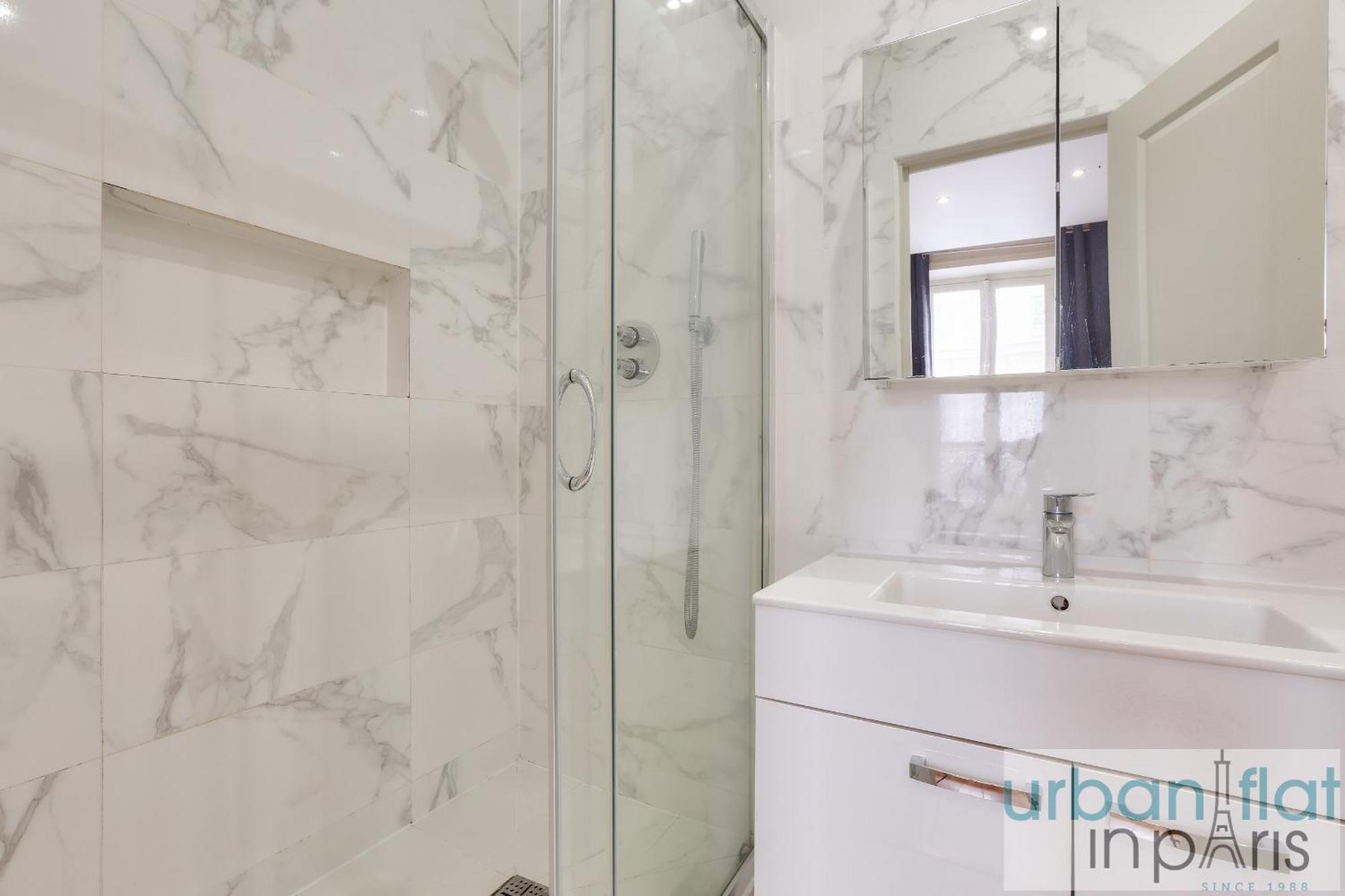 Appartamento 61- Big Luxury Parisian Flat 2dd *