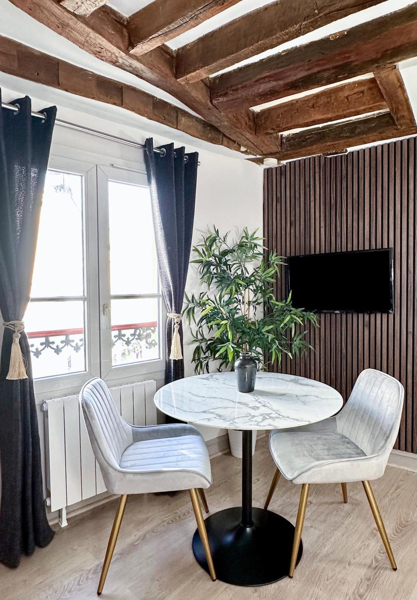 Chic Flat In Pantheon & Luxembourg Garden