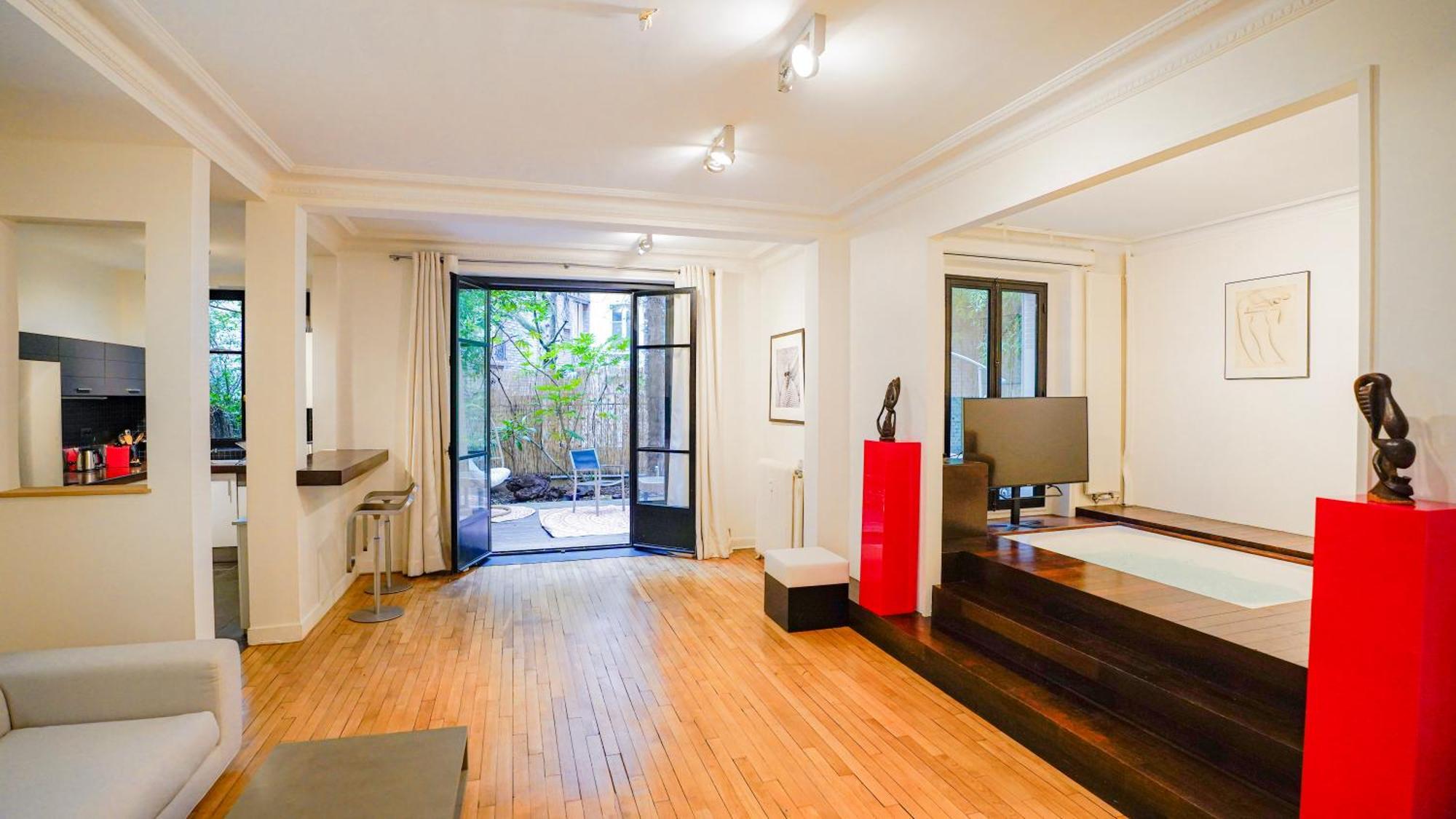 Luxury Jungle Loft With Private Garden, Jacuzzi & Hammam Appartamento