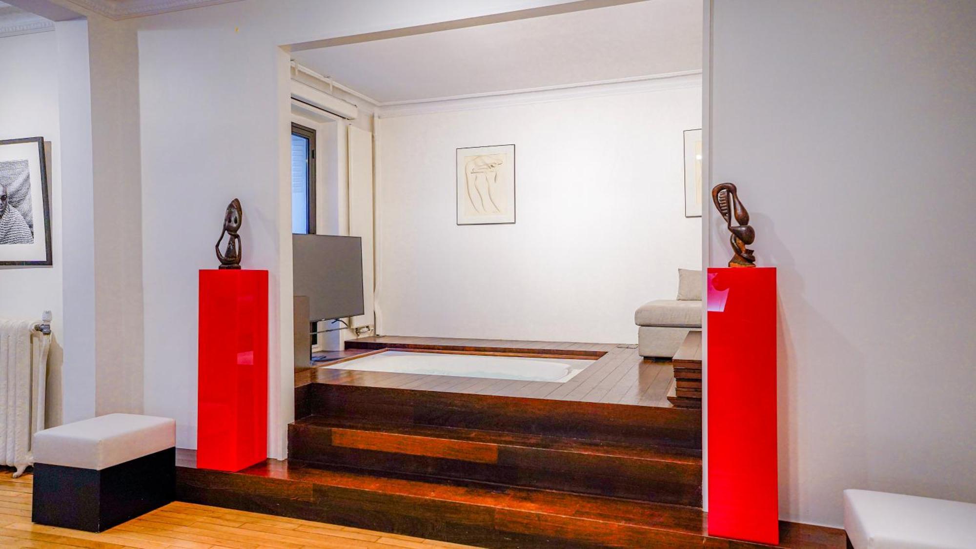 Luxury Jungle Loft With Private Garden, Jacuzzi & Hammam Appartamento