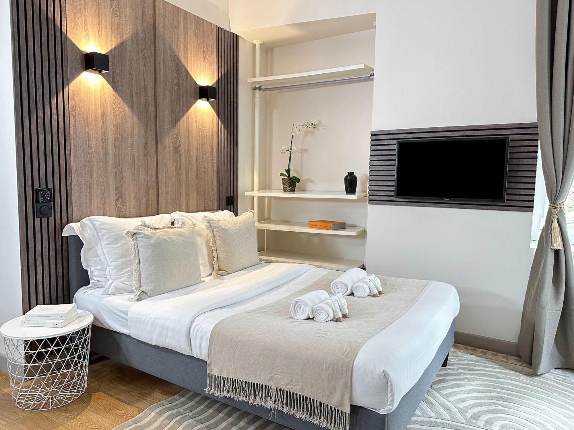 Appartamento Spacious In Saint-germain-des-pres Parigi