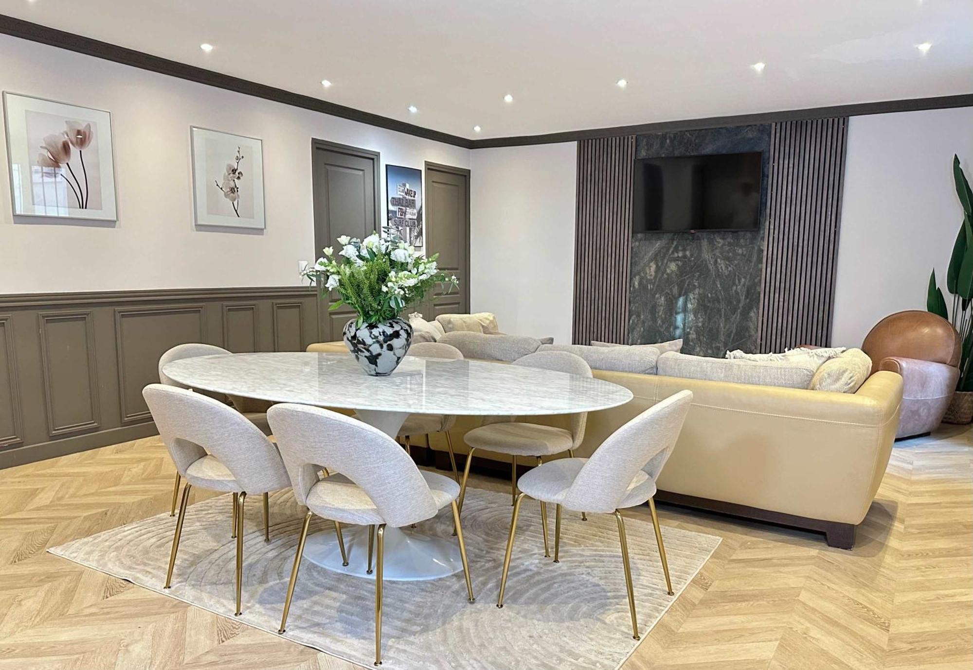 Appartamento Luxury Family Getaway Near Place Vendome Parigi
