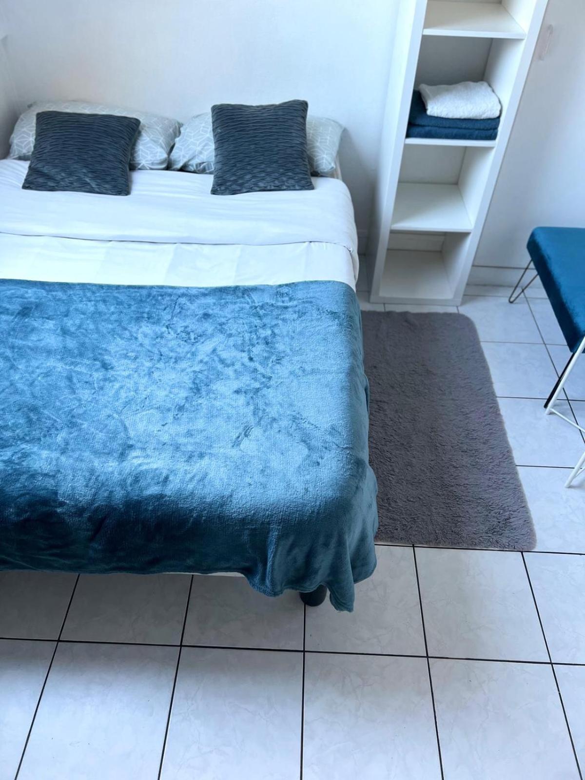 Apartment Just For Sleep Mini 16
